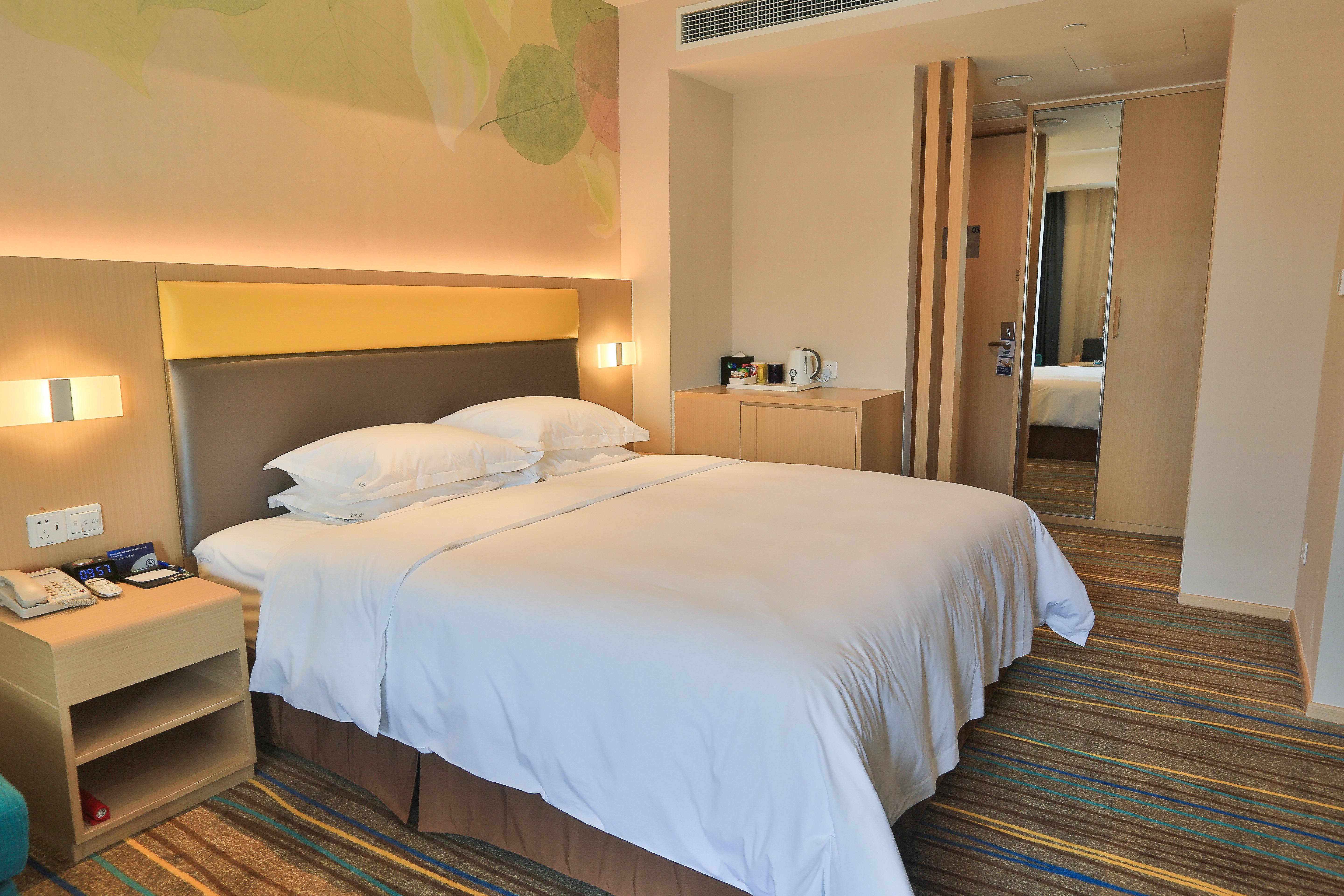 Holiday Inn Express Emei Mountain By Ihg Emeishan Exterior photo