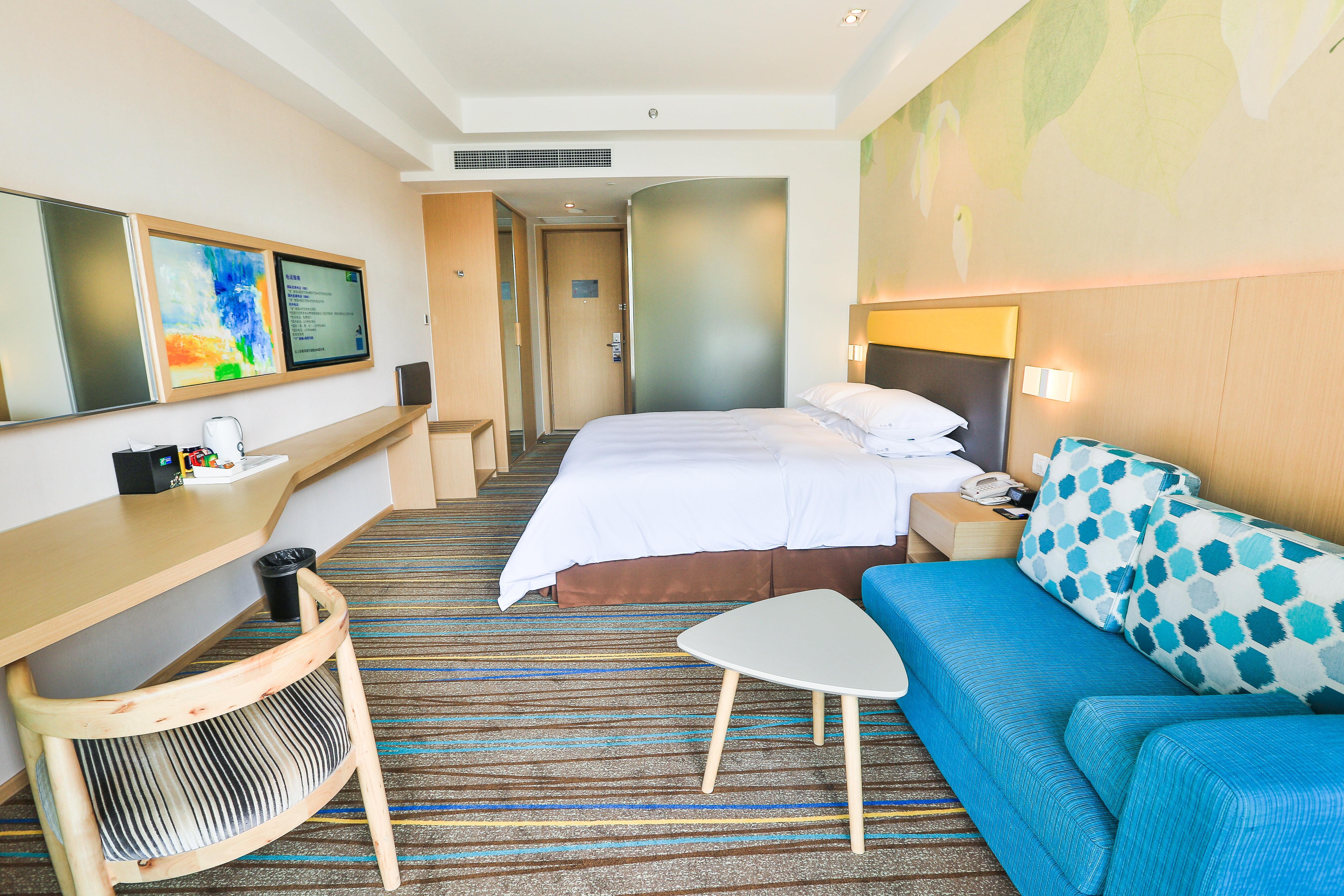 Holiday Inn Express Emei Mountain By Ihg Emeishan Exterior photo