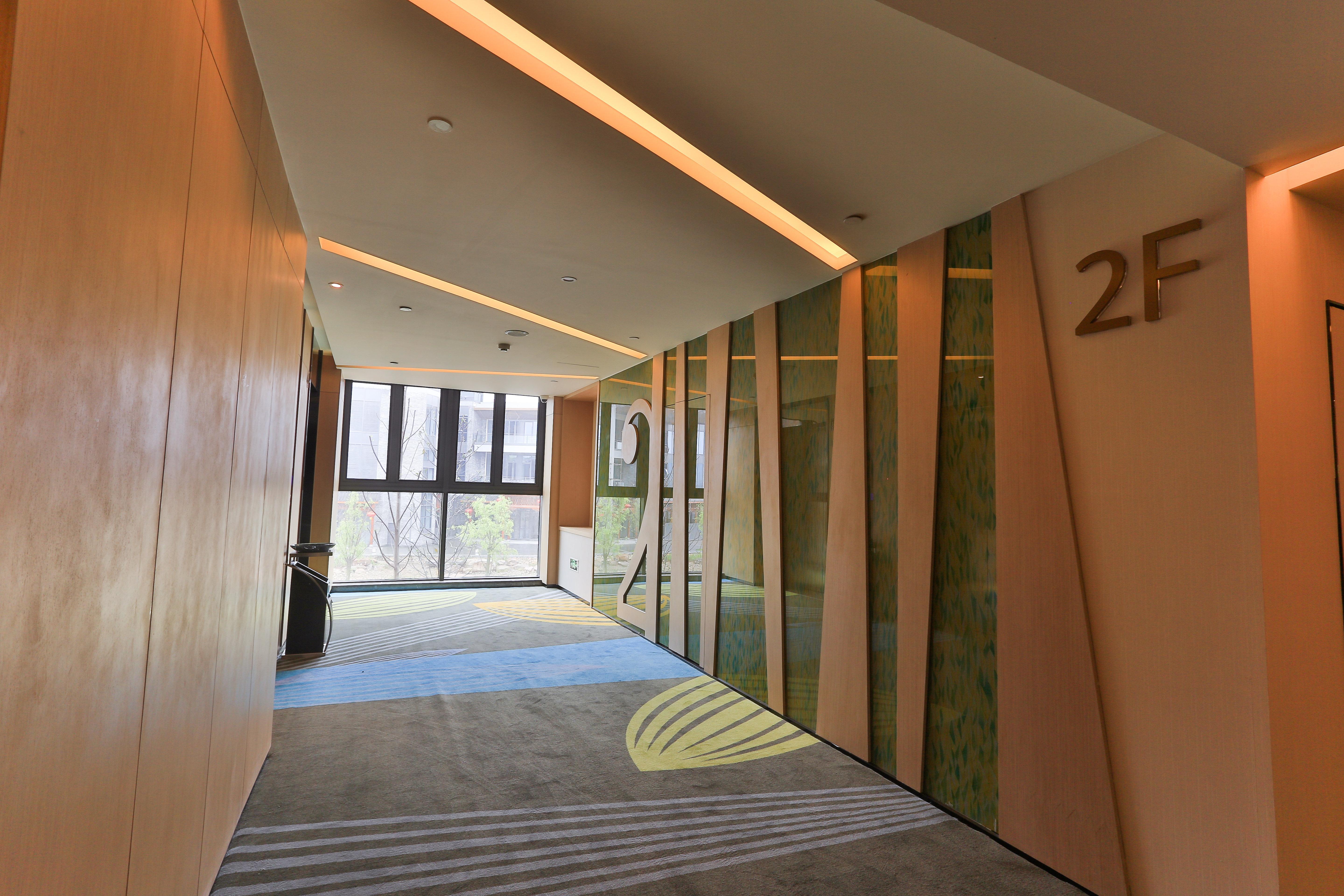 Holiday Inn Express Emei Mountain By Ihg Emeishan Exterior photo