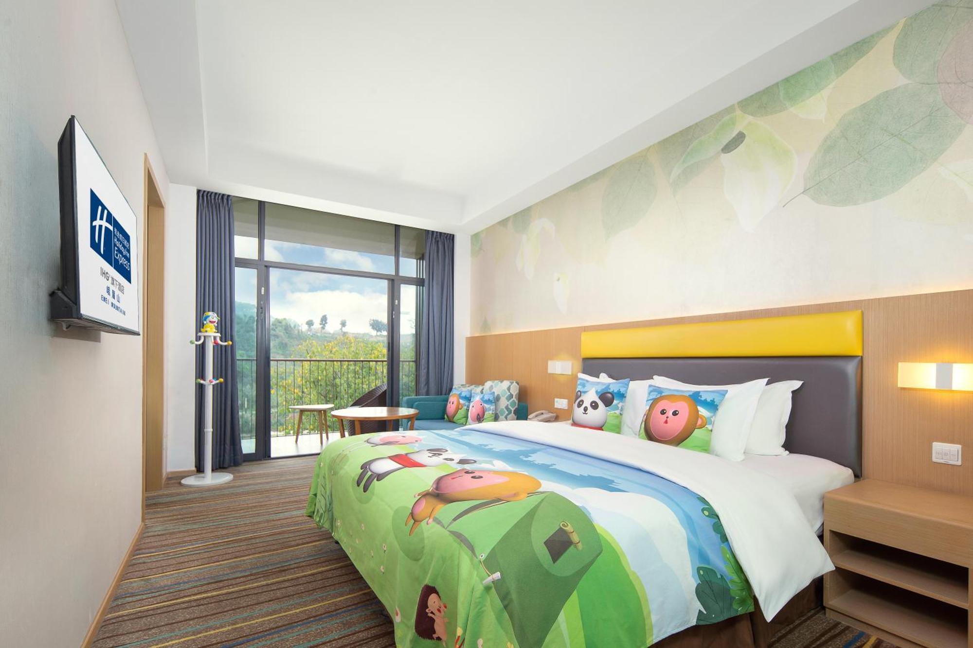 Holiday Inn Express Emei Mountain By Ihg Emeishan Exterior photo