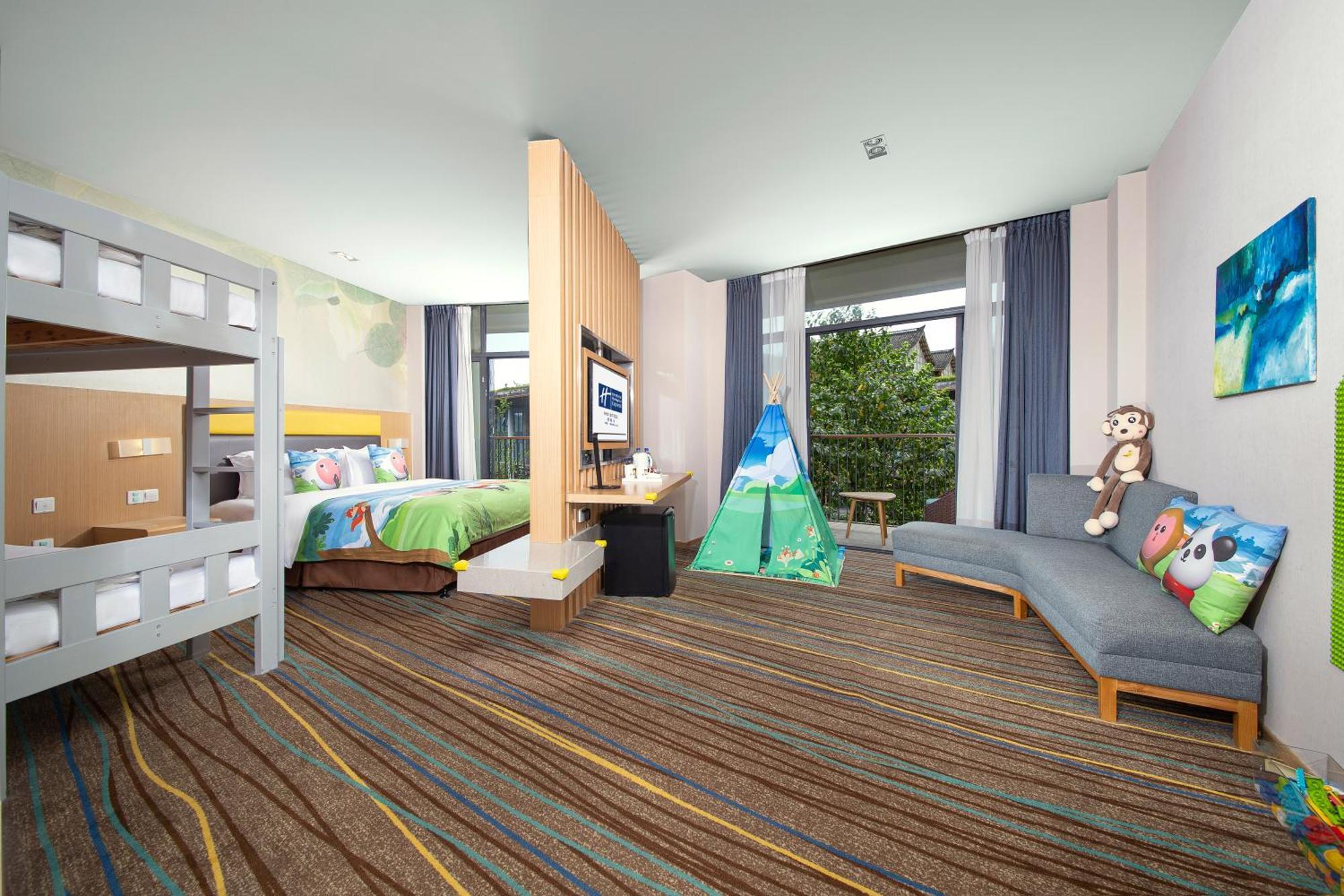 Holiday Inn Express Emei Mountain By Ihg Emeishan Exterior photo
